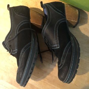 Jambu Heels Smart style! 9.5